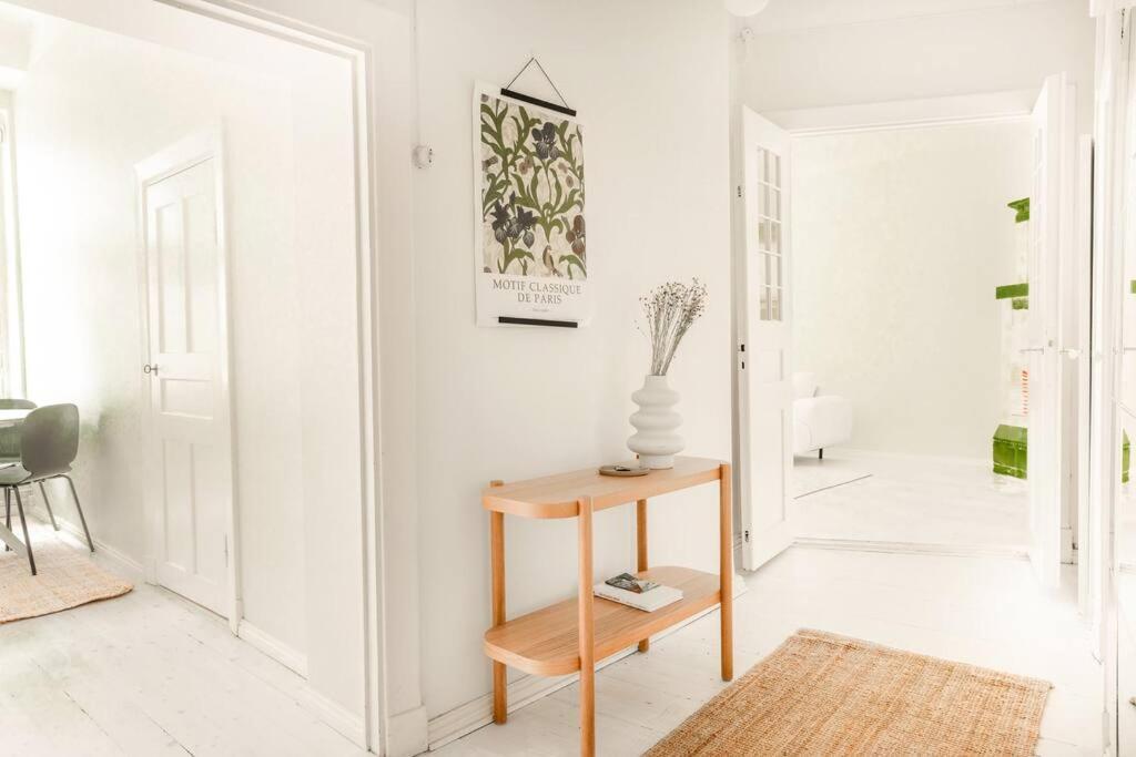 Ferienwohnung Downtown Light-Filled Retreat Helsinki Exterior foto