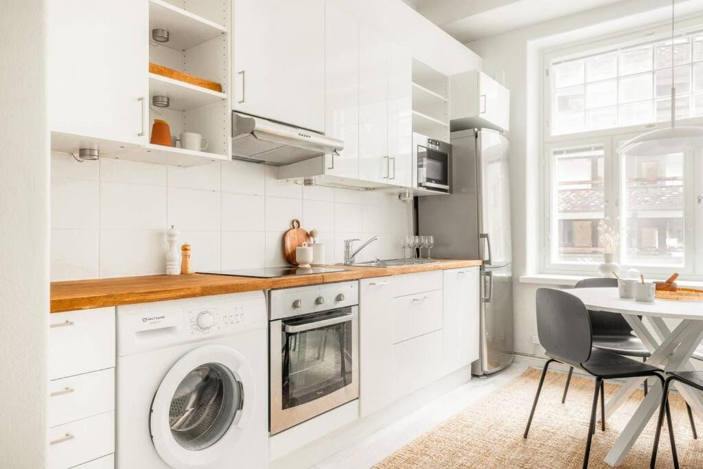 Ferienwohnung Downtown Light-Filled Retreat Helsinki Exterior foto